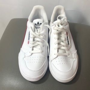 EUC vintage adidas sneakers